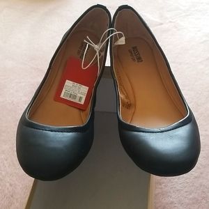 Mossimo Black Flats